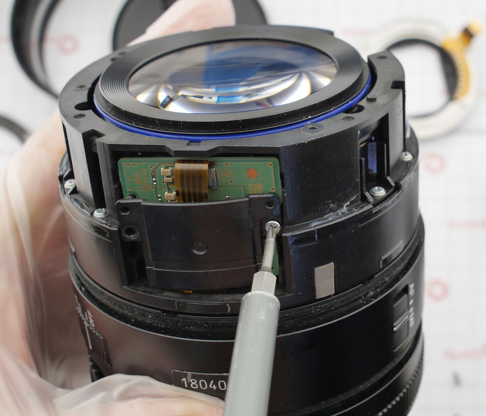 Розбирання і ремонт Sony FE Planar T* 50mm F1.4 ZA